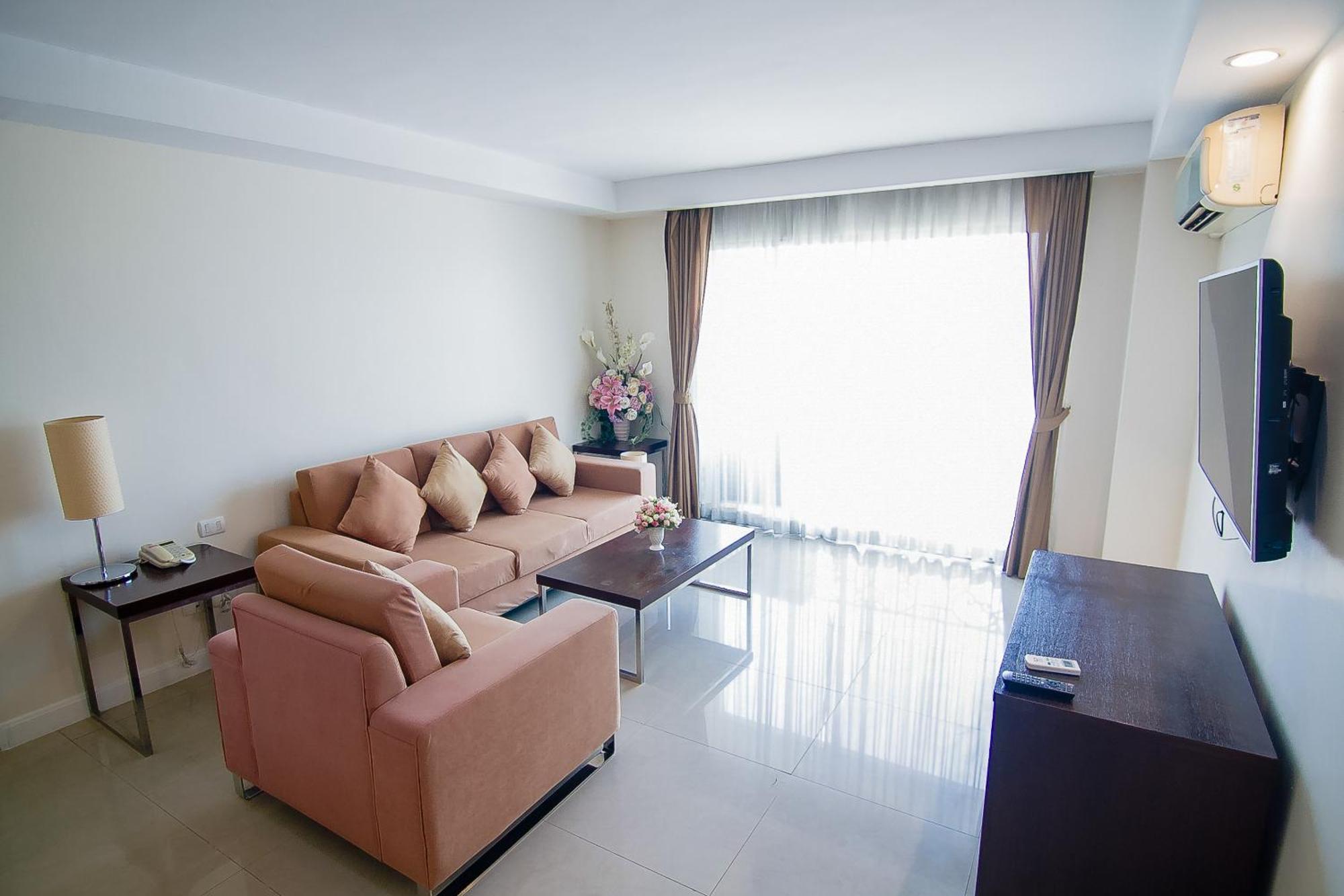 Romance Hotel Bangna Bangkok Luaran gambar