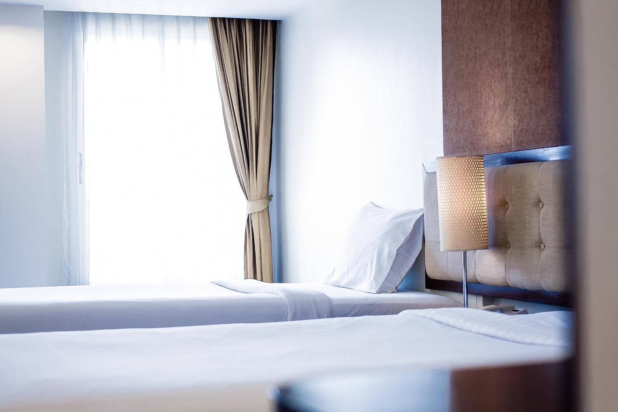 Romance Hotel Bangna Bangkok Luaran gambar