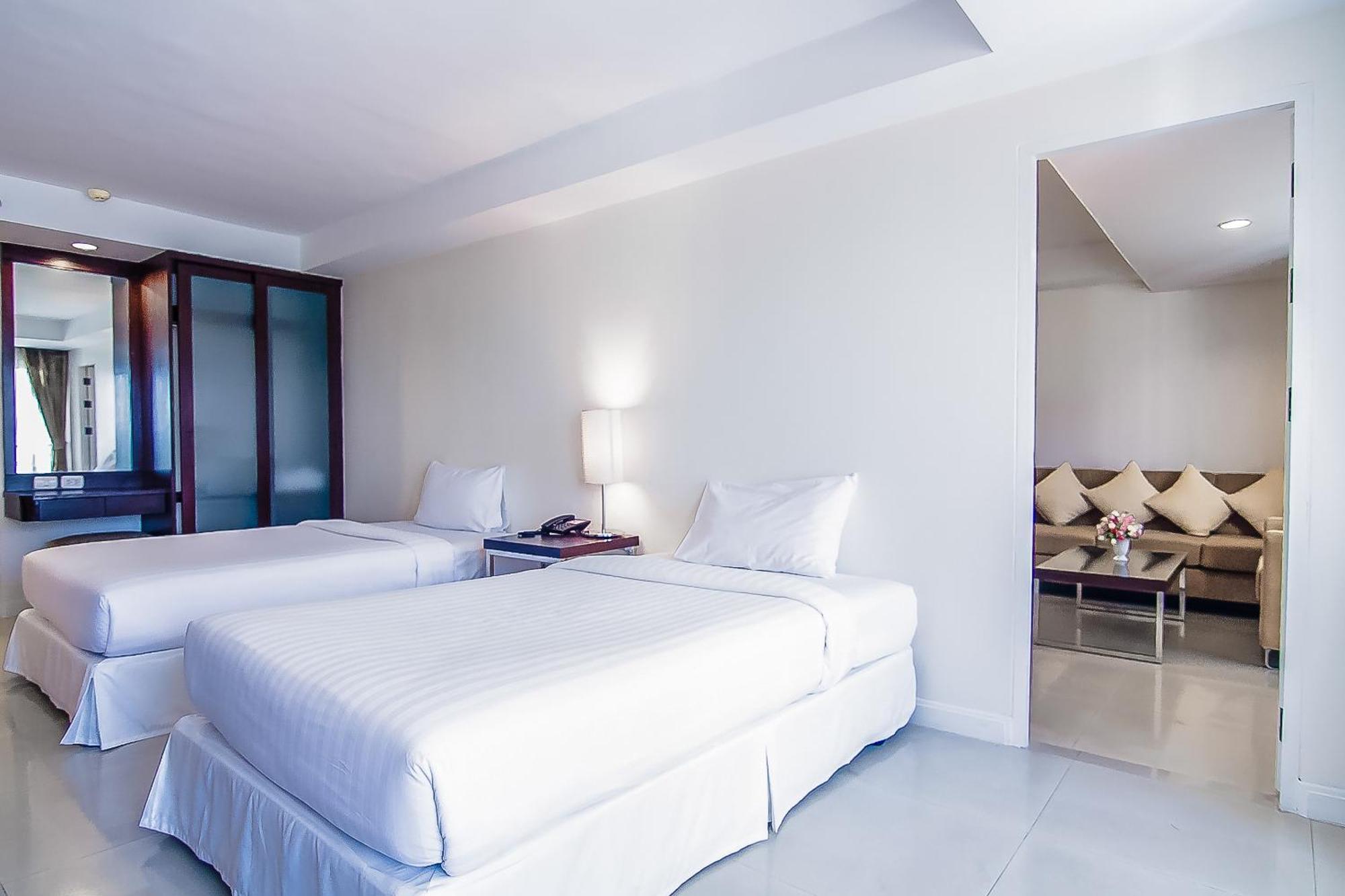 Romance Hotel Bangna Bangkok Luaran gambar