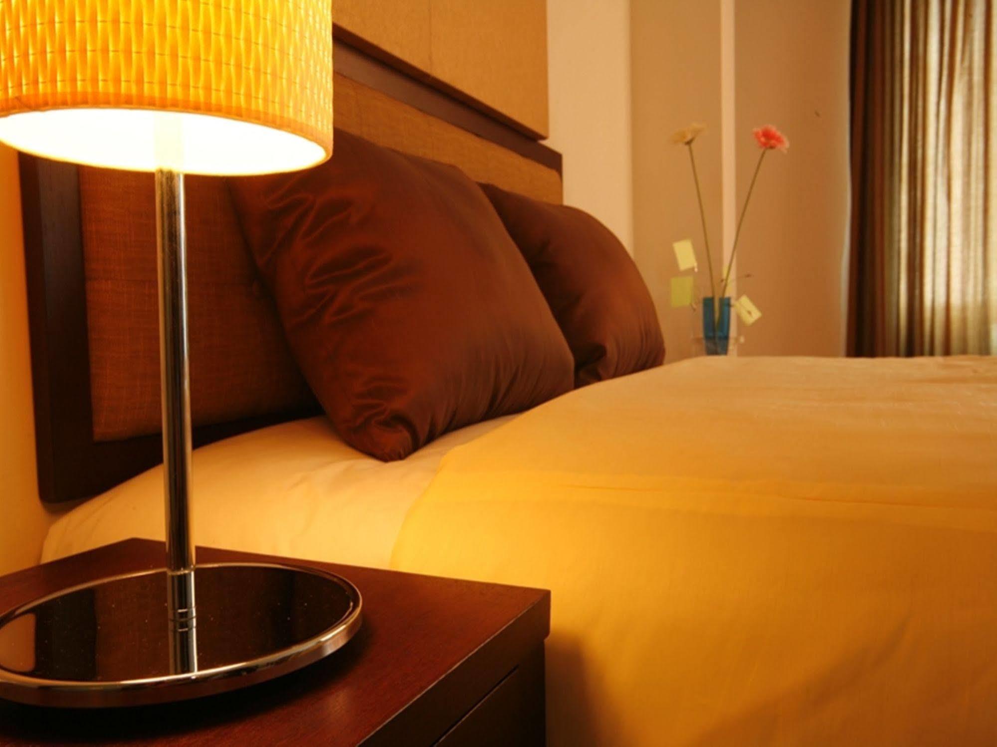 Romance Hotel Bangna Bangkok Luaran gambar